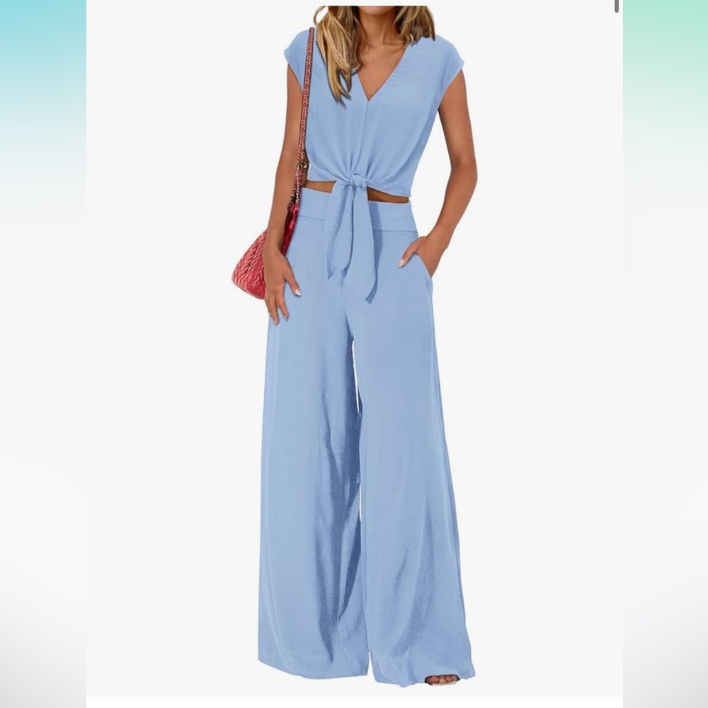 Women’s 2 piece outfit